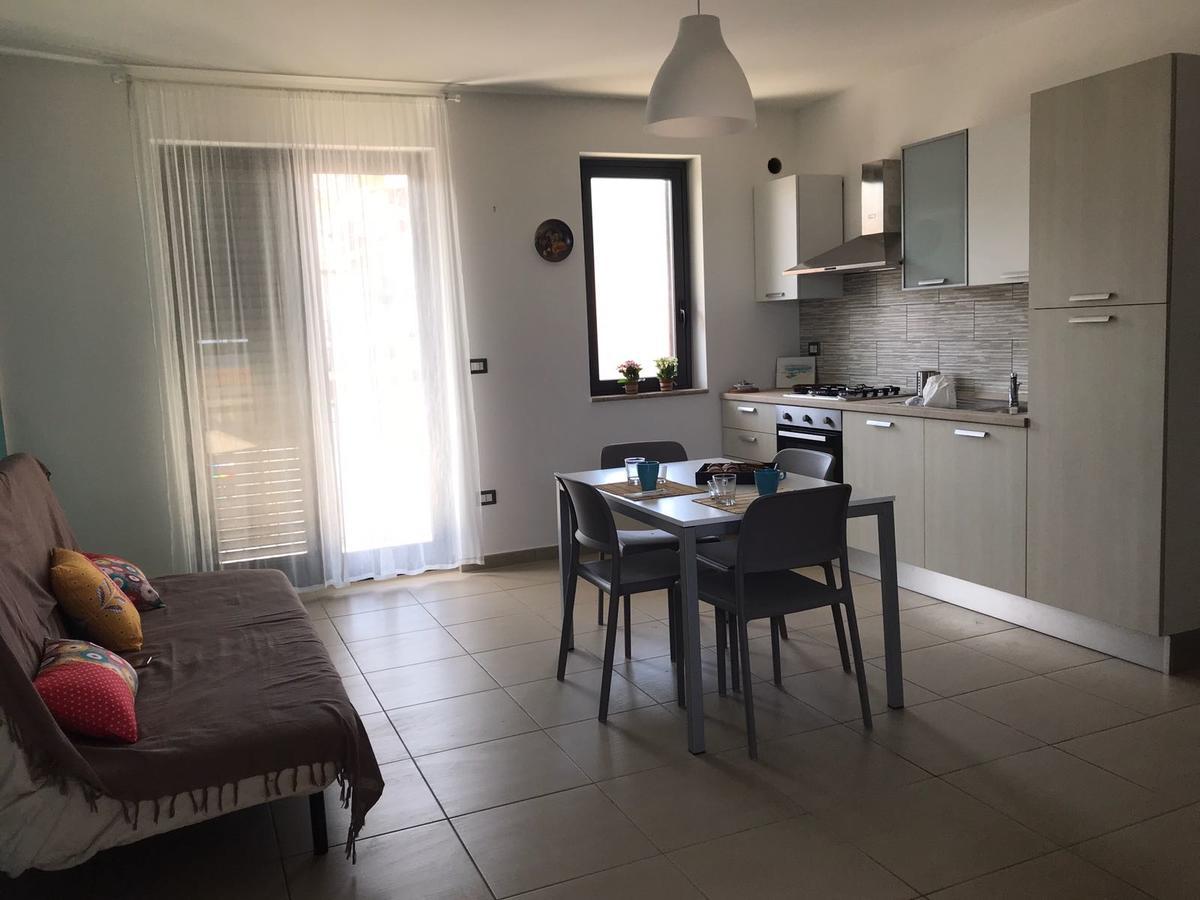 Appartamento Gambero Beach Santa Teresa Di Riva Exteriör bild