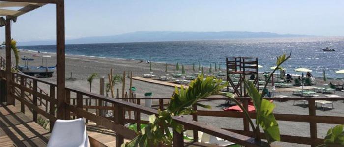 Appartamento Gambero Beach Santa Teresa Di Riva Exteriör bild