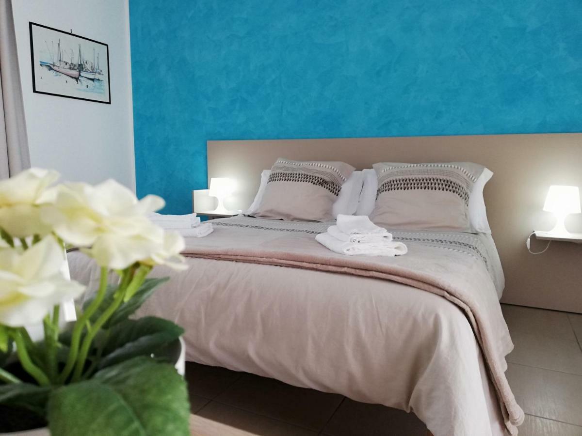 Appartamento Gambero Beach Santa Teresa Di Riva Exteriör bild